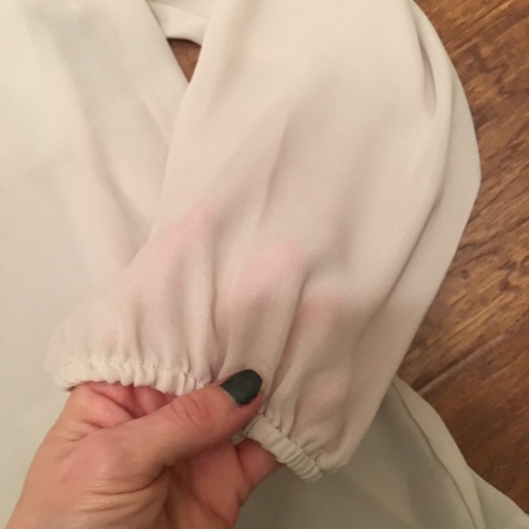 Amazing blouse - Picture 3 of 3